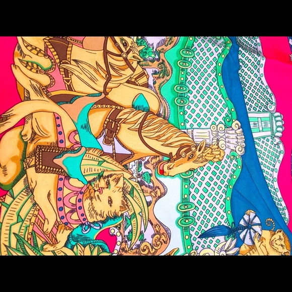 HERMÈS Silk Scarf - Picture 5 of 6